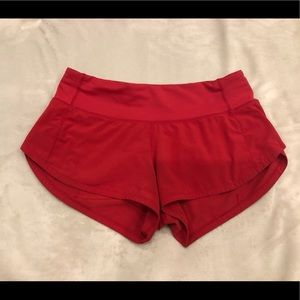 red lulu lemon speed up shorts